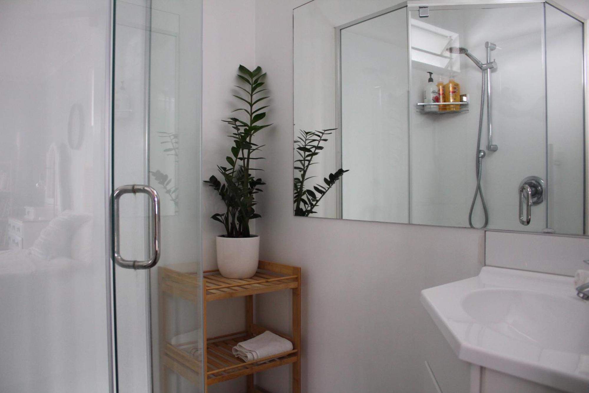 Beautiful Home With Short Stroll To Havelock Village Havelock North Exterior foto